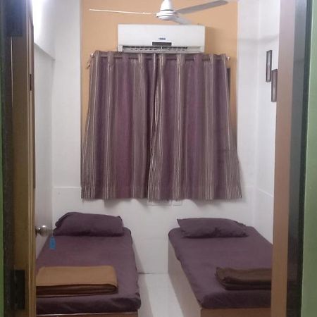 Srujan Sarai Service Apartment Mumbai Bagian luar foto