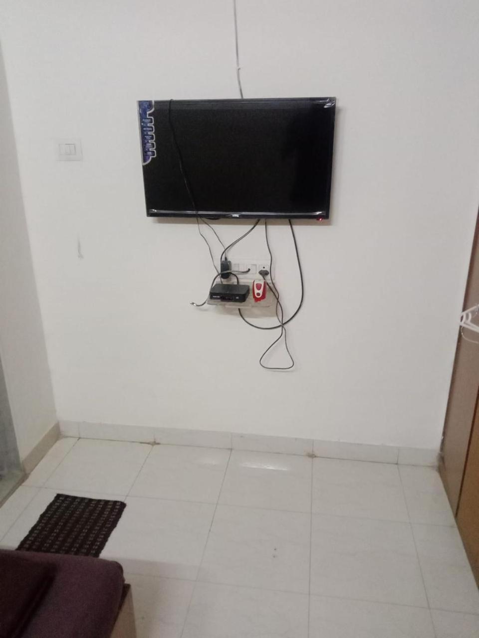Srujan Sarai Service Apartment Mumbai Bagian luar foto